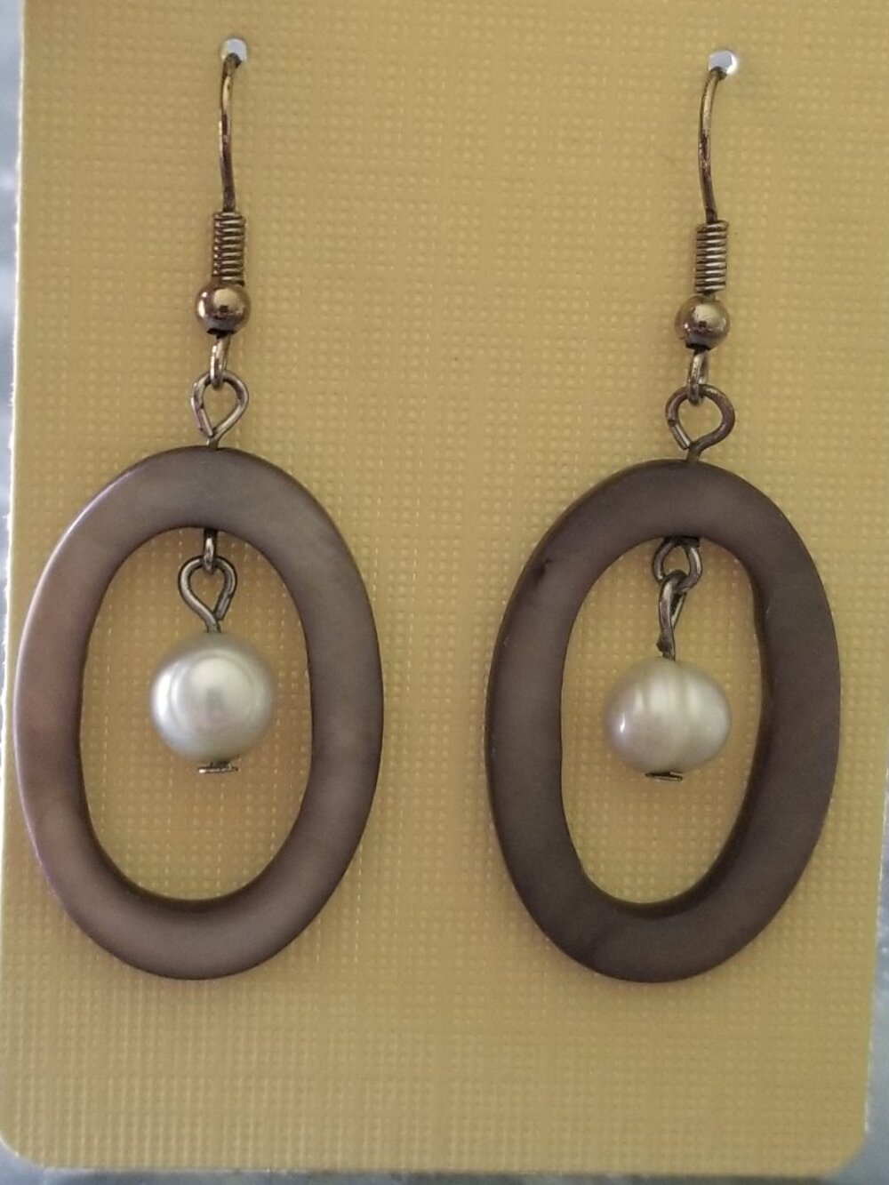 Premier Designs Oval Butterscotch Earrings Pearl Bead